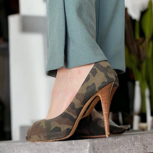 GIUSEPPE ZANOTTI Camouflage Green Brown Fabric Peep Toe Wooden Heels, Size 39