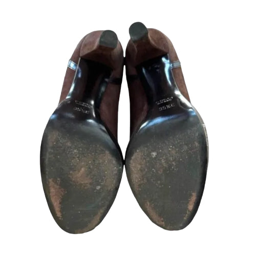 GUCCI Brown Suede And Leather Trim Buckle Detail Round Toe Pumps, Size 35.5