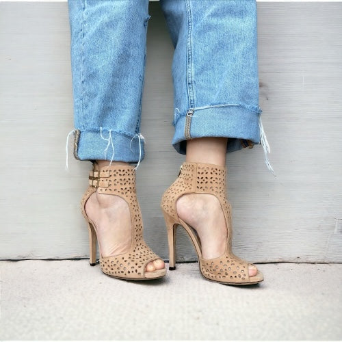 JIMMY CHOO Peach Pink Laser Cut Suede T Strap Peep Toe Sandals, Size 37.5