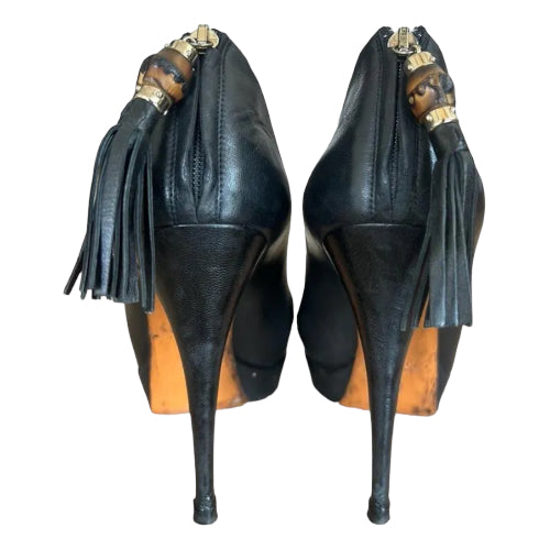 GUCCI Black Leather Round Toe Bamboo Tassel Zipper Betty Ankle Booties, Size 38