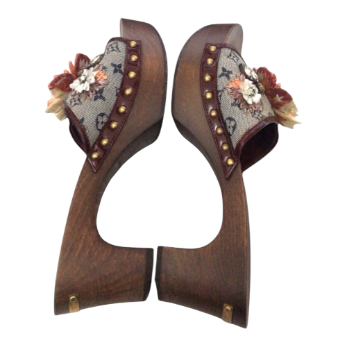 LOUIS VUITTON Gray Monogram Canvas w Rhinestone & Raffia Clog Mules, Size 37.5