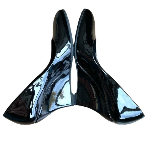 GUCCI Black Patent Leather Gucci Logo On Heel Wedge Pumps, Size 35