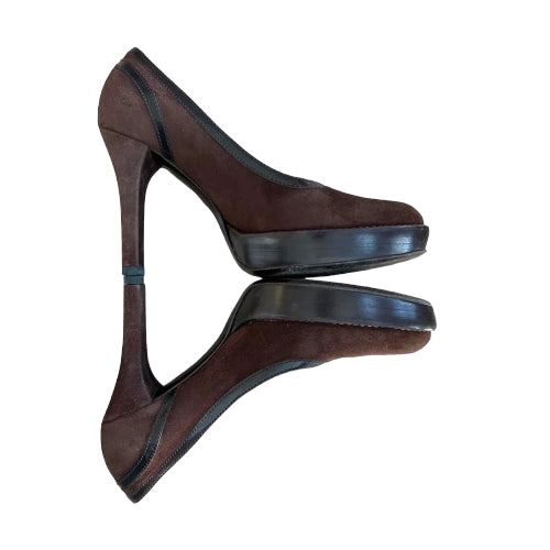 GUCCI Brown Suede And Leather Trim Buckle Detail Round Toe Pumps, Size 35.5