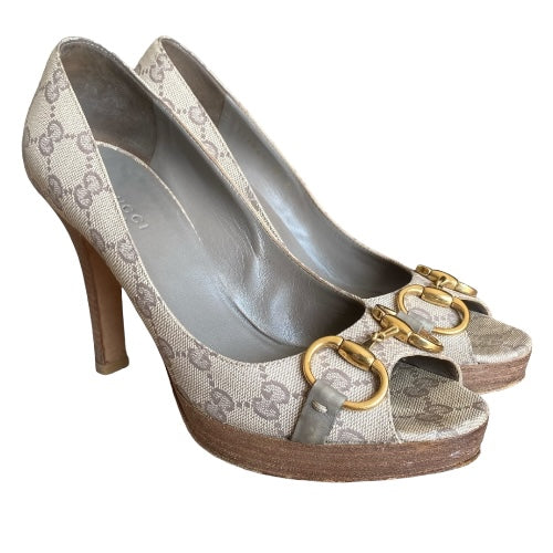 GUCCI Guccissima Greige GG Logo Leather Horsebit Platform Peep Toe Pumps, Size 37