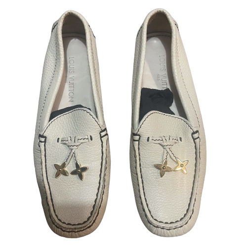LOUIS VUITTON White Iridescent Leather Flat Loafers with Gold Flower, Size 38.5