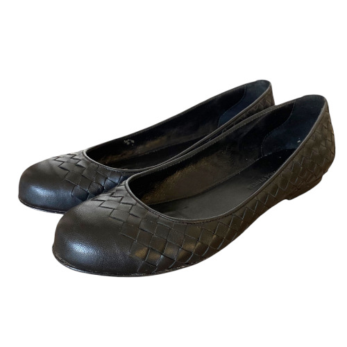 BOTTEGA VENETA Black Leather Intrecciato Cap Toe Ballet Flats, Size 37