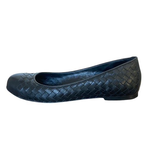 BOTTEGA VENETA Black Leather Intrecciato Cap Toe Ballet Flats, Size 37