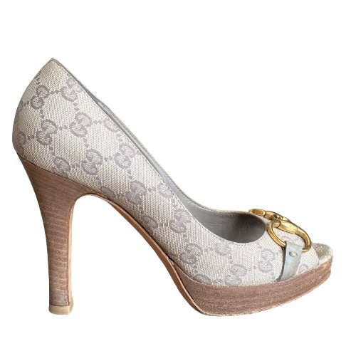 GUCCI Guccissima Greige GG Logo Leather Horsebit Platform Peep Toe Pumps, Size 37