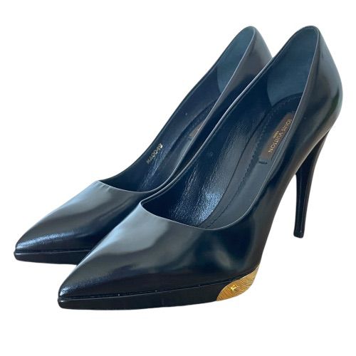 LOUIS VUITTON Black Leather Gold Detail Pointed Toe Pumps, Size 35.5