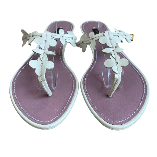 LOUIS VUITTON White Leather Flower Applique Flat Thong Sandals, Size 37