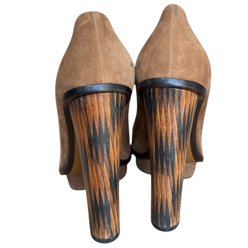 NEW FENDI Brown Suede Platform Pumps, Size 39