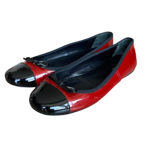 PRADA Red Patent Leather Black Patent Bow & Cap Toe Ballet Flats, Size 37