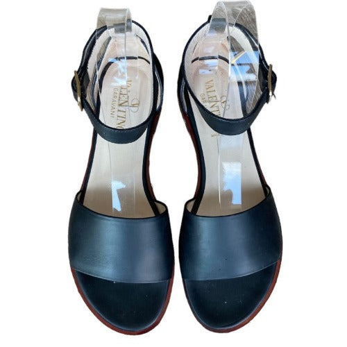 VALENTINO GARAVANI Black Leather Rockstud Ankle Strap Flat Sandals, Size 40