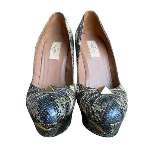 VALENTINO Multicolor Python Rockstud Round Toe Platform Pumps, Size 39