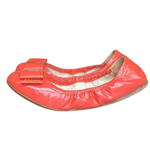 PRADA Coral Patent Leather Bow Logo Scrunch Ballerina Flats, Size 37.5
