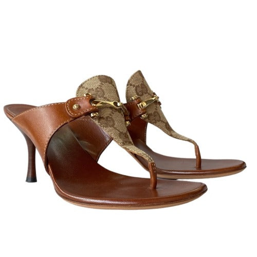 NEW GUCCI Beige GG Monogram Canvas Brown Leather Horsebit Thong Heels, Size 35