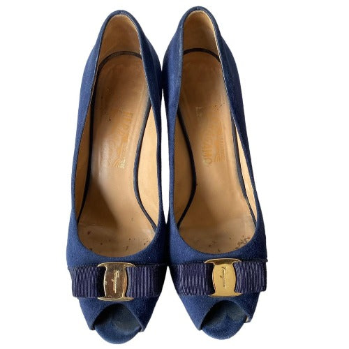 SALVATORE FERRAGAMO Navy Suede Vara Bow Peep Toe Pumps, Size 39