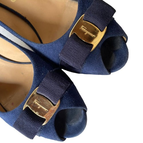 SALVATORE FERRAGAMO Navy Suede Vara Bow Peep Toe Pumps, Size 39