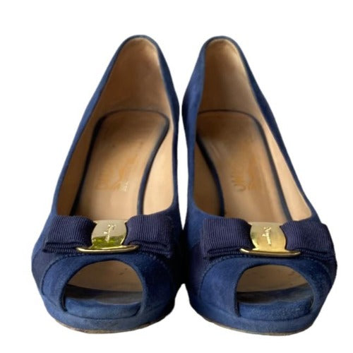 SALVATORE FERRAGAMO Navy Suede Vara Bow Peep Toe Pumps, Size 39