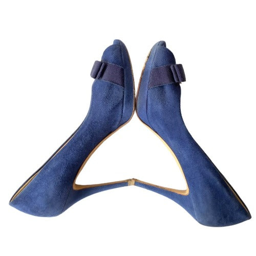 SALVATORE FERRAGAMO Navy Suede Vara Bow Peep Toe Pumps, Size 39