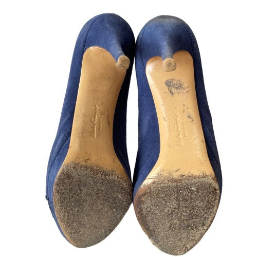 SALVATORE FERRAGAMO Navy Suede Vara Bow Peep Toe Pumps, Size 39