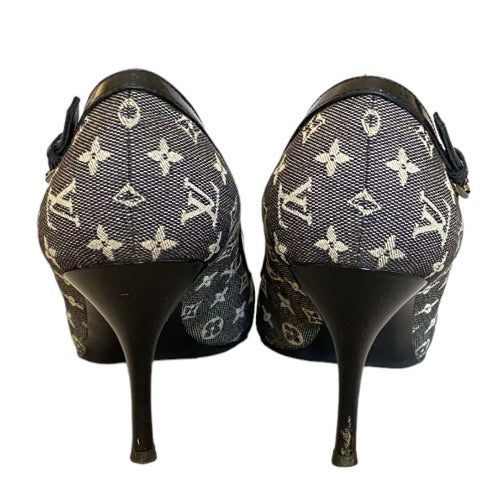 LOUIS VUITTON Gray Denim Monogram Buckle Pointed Toe Pumps, Size. 37.5