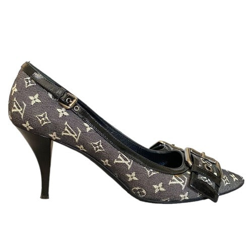 LOUIS VUITTON Gray Denim Monogram Buckle Pointed Toe Pumps, Size. 37.5