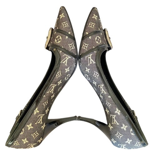 LOUIS VUITTON Gray Denim Monogram Buckle Pointed Toe Pumps, Size. 37.5
