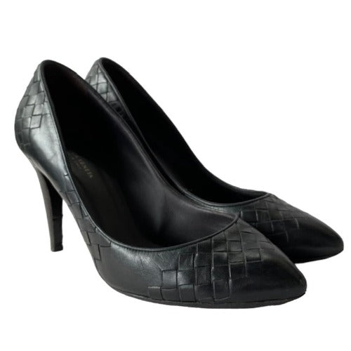 BOTTEGA VENETA Black Leather Intrecciato Pointed Toe Pumps, Size 37.5