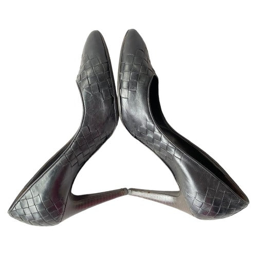 BOTTEGA VENETA Black Leather Intrecciato Pointed Toe Pumps, Size 37.5