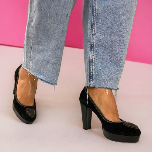 GUCCI Black Suede, Leather Heart Platform Pumps, Size 37.5