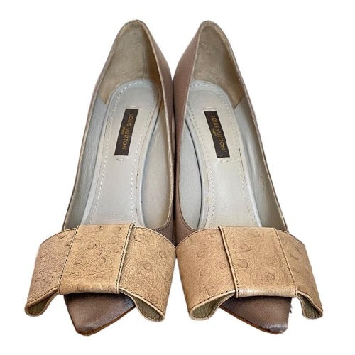 NEW LOUIS VUITTON Gray Satin Ostrich Bow Crocodile Block Heel Pumps, Size 37.5