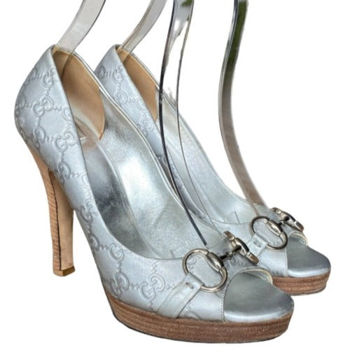 GUCCI Guccissima Silver GG Logo Leather Horsebit Platform Peep Toe Pumps, Size 40