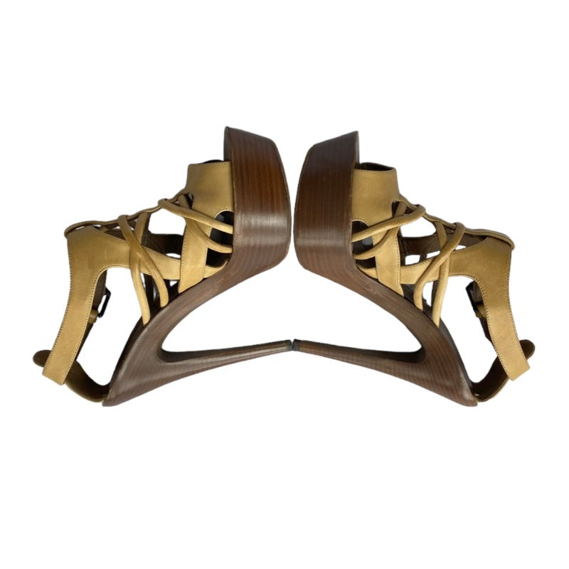 BOTTEGA VENETA Cream Leather Strappy ,Wooden Platform, Heel Sandals, Size 38