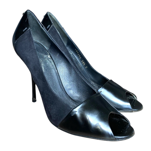 GUCCI Black Suede & Patent Leather GG Logo Detail Peep Toe Pumps, Size 38.5 C