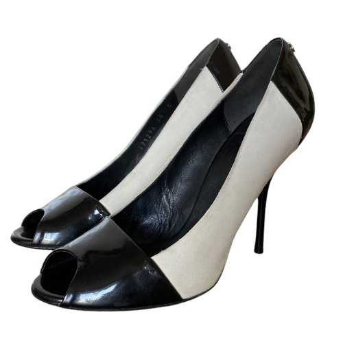 GUCCI White Nubuck Black Patent Peep Toe Pumps, Size 36C