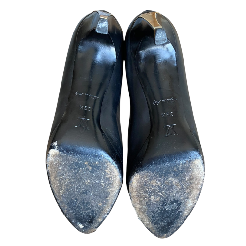 LOUIS VUITTON Black Leather Gold Logo Zip & Heel Pointed Toe Ankle Boots, 39.5