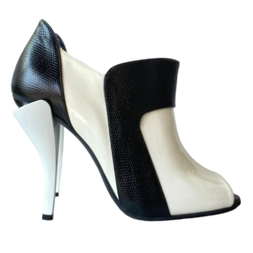 NEW FENDI White Patent Leather, Black Lizard Embossed Peep Toe Bootie, Size 38