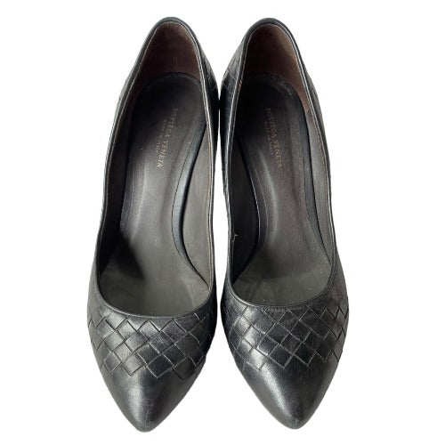 BOTTEGA VENETA Black Leather Intrecciato Pointed Toe Pumps, Size 37.5
