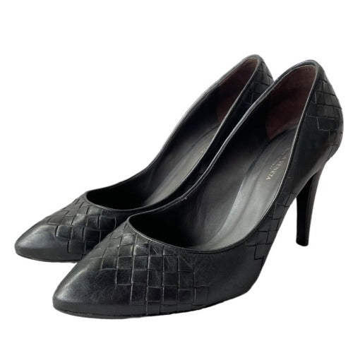 BOTTEGA VENETA Black Leather Intrecciato Pointed Toe Pumps, Size 37.5