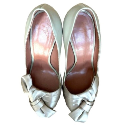 GIUSEPPE ZANOTTI Beige Patent Leather Satin Bow Peep Toe Pumps, Size 36.5