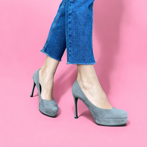 YVES SAINT LAURENT Gray Suede Platform Pumps, Size 38.5