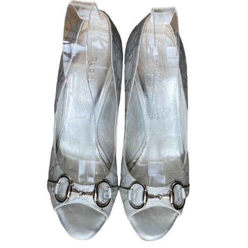 GUCCI Guccissima Silver GG Logo Leather Horsebit Platform Peep Toe Pumps, Size 40