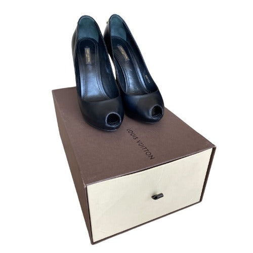 LOUIS VUITTON Black Smooth Calfskin Leather Oh Really! Peep Toe Pumps, Size 39